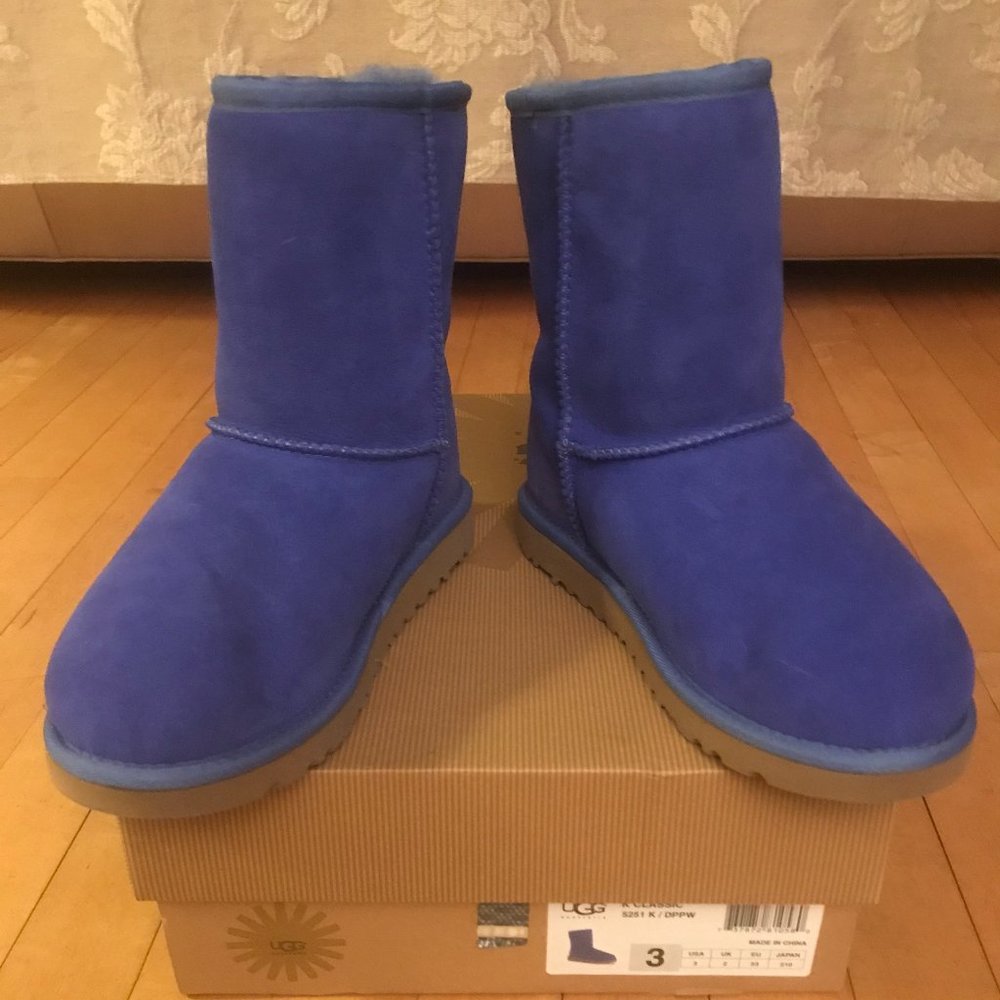 Ugg Kids Classic Blue Boot (Authentic) Size 3 New!